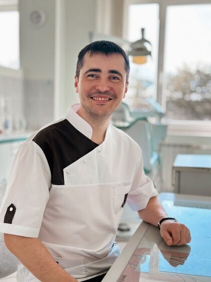Форнель Иван Александрович — врач-стоматолог, стаж 19 лет, санаторий «Русь»
